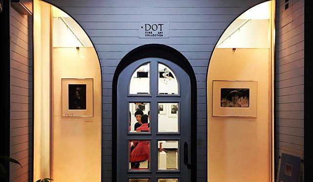 Je suis allé à l'exposition de photos «Small Talk» de Mme Ikuko Tsujinaka à la galerie DOT à Shimogamo, dans la ville de Kyoto. (from Instagram)