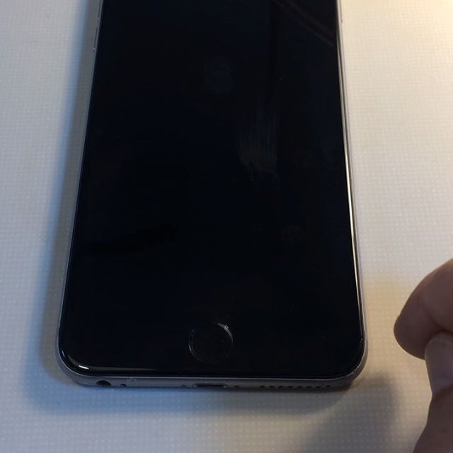 iPhone修理完了！ (from Instagram)